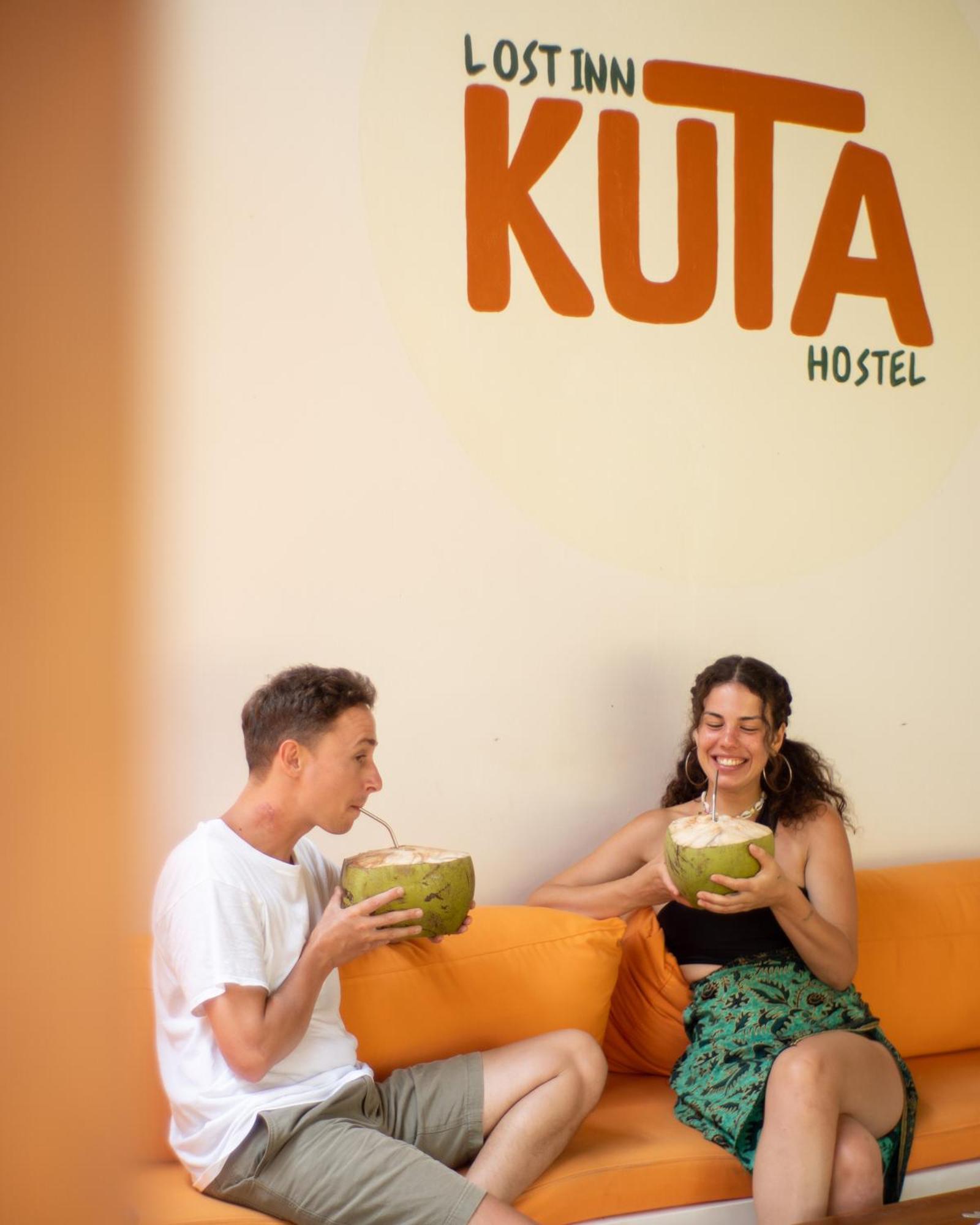 Lost Inn Kuta Capsule Hostel Экстерьер фото